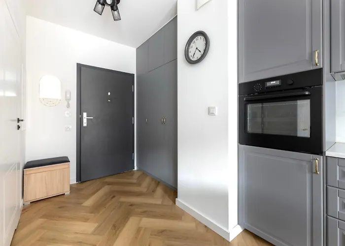 Koscielna With Free Parking Appartamento